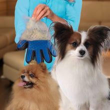 Load image into Gallery viewer, 614 True Touch 5 Finger Deshedding Glove (1 pair)
